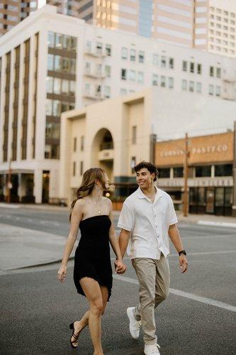 mobile - carousel-hero-element image-5