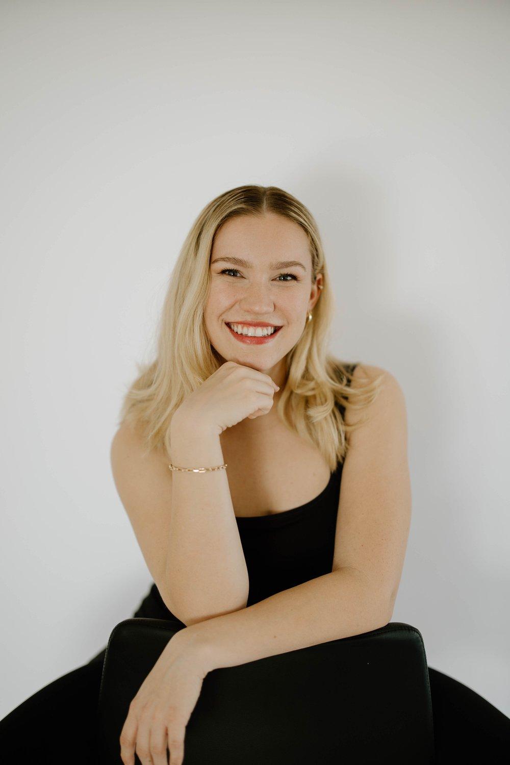 carousel-hero-element image-6