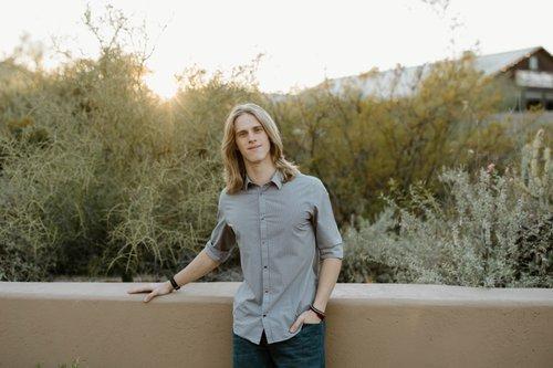 mobile - carousel-hero-element image-8