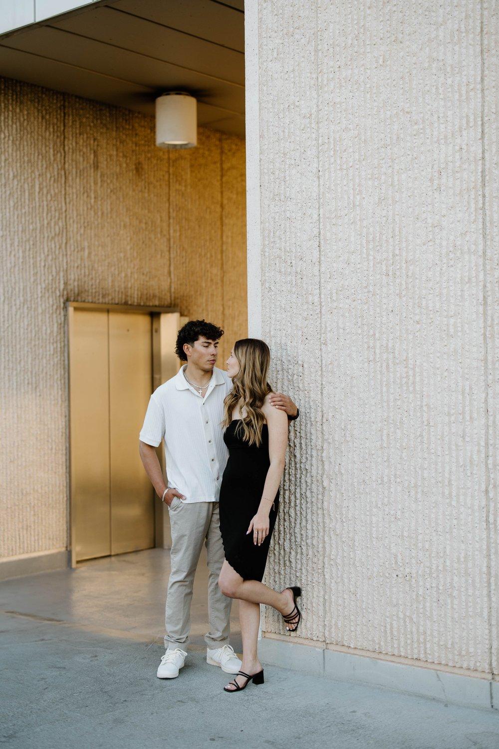 carousel-hero-element image-16