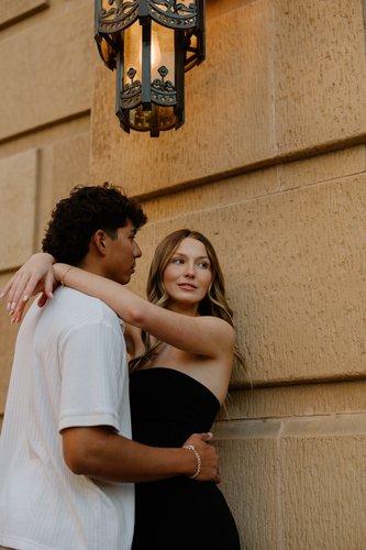 mobile - carousel-hero-element image-13